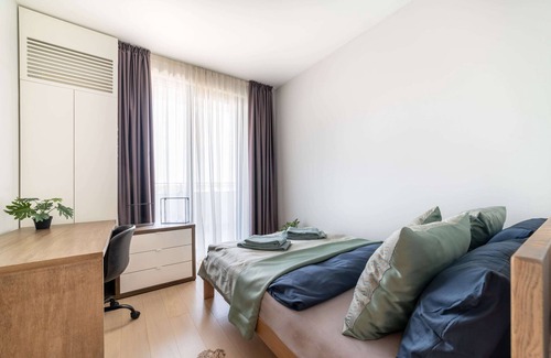 Savamala Apartamento | Belgrade Waterfront 3br/2bath