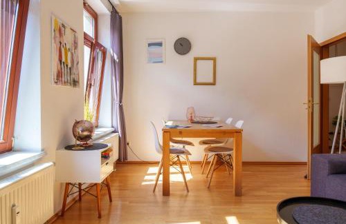 Halle Apartamento | BELIEBT: Zentrales & ruhiges Innenstadtapartment