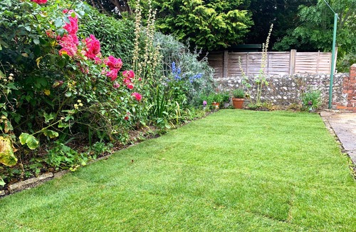 Alfriston Cabaña | Bell Cottage by inspirestays.com - a cottage that sleeps 4 guests in 2 bedrooms