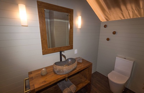Imintji Cabina | Bell Gorge Wilderness Lodge