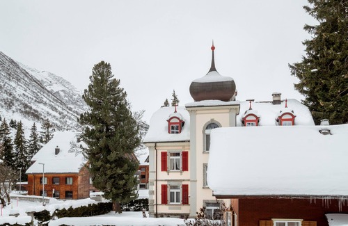 Andermatt Apartamento | BELL-SON APARTMENT, comfort 100 meters from the ski cabin