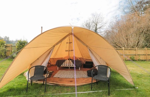 Camerton Casa | Bell tent 3