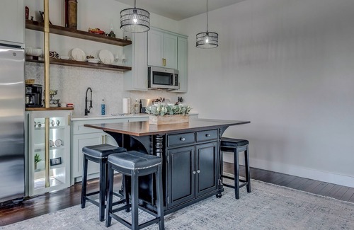 Gainesville Apartamento | Bell Tower Loft - Firehouse 1918