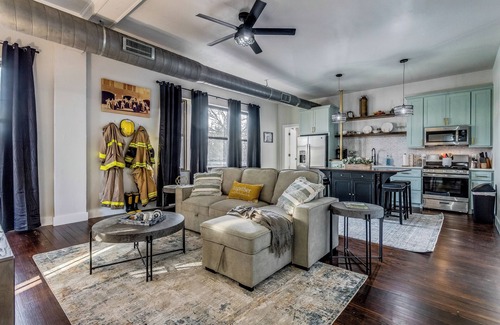 Gainesville Apartamento | Bell Tower Loft - Firehouse 1918