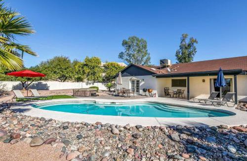 Honeyridge Manor Casa | Bell Villa - Resort Living - Pool - Location - Events
