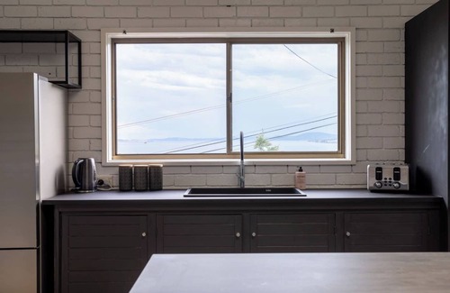 Bellerive Casa | Bella Bellerive Grand Lookout Close to Beach