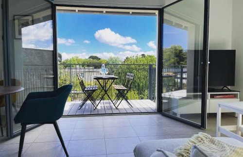 Dinard Apartamento | BELLA CRUZ 66 m2 prestations premium, wifi, balcon, parking avec borne de recharge électrique, plage Prieuré, Commerces