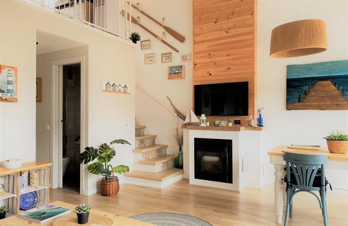 Sa Riera Apartamento | Bella Nit Sa Riera Sea View Duplex w Parking