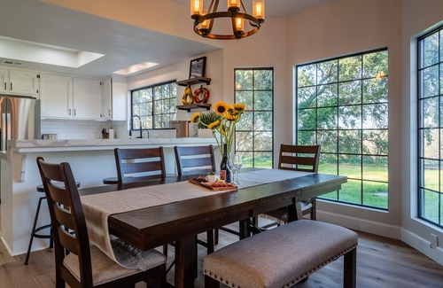 Paso Robles Casa | Bella Noche Hilltop Ranch-Stunning Hilltop Retreat overlooking Paso!