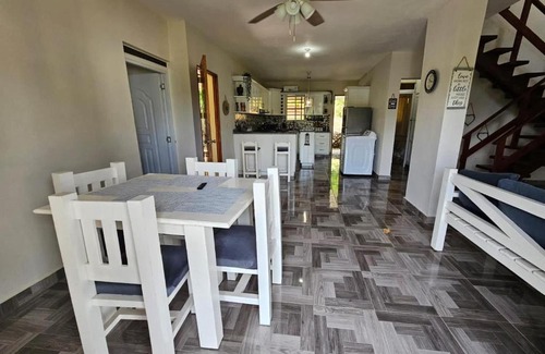 Santo Domingo Este Cabina | Bella RealEstateRd Agencia de Administración de Propiedades