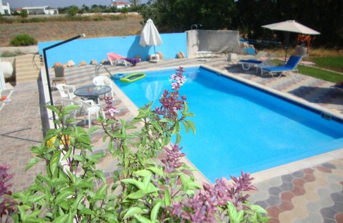 Pegeia Cama Y Desayuno | Bella Rosa hotel Cyprus