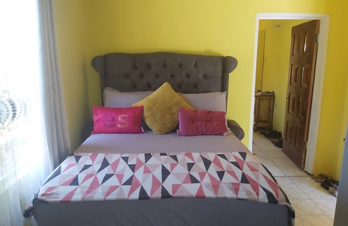 Summerfield Casa | Bella's Cottage, Comfortable 2 bed house