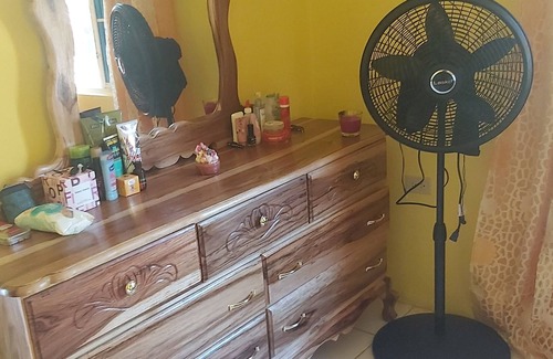 Summerfield Casa | Bella's Cottage, comfortable 2 bed house