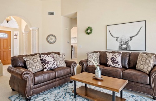 Paso Robles Casa | Bella Vino Estate with Fire Table!