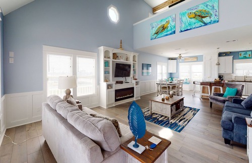 Gilchrist Casa | Bella Vista: 4 BR, 2 BA House in Gilchrist, Sleeps 16