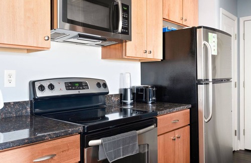 Cole-Noble District Apartamento | Bella Vista Downtown 2BR 2BA