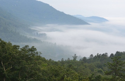 Hendersonville Cabina | Bella Vista, "Espectaculares vistas reales" desde el Blue Ridge Parkway hasta The Smokies