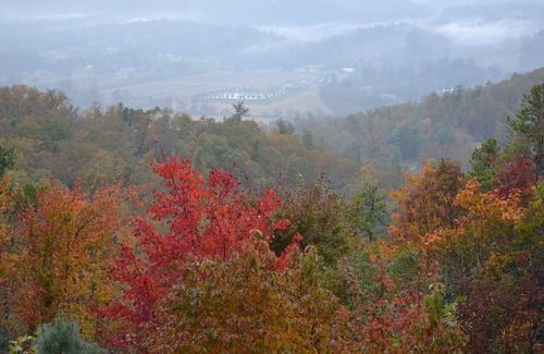 Hendersonville Cabina | Bella Vista, "Espectaculares vistas reales" desde el Blue Ridge Parkway hasta The Smokies