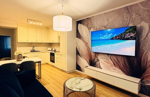 Rzeszow Apartamento | Bella White