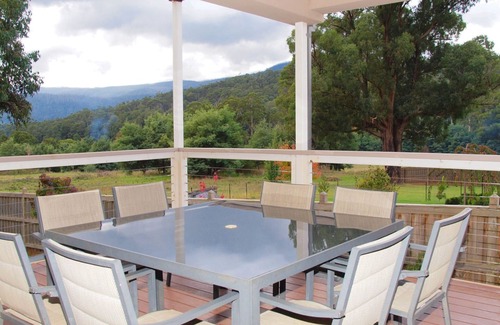 Marysville Casa | BELLARA - Casa de dos pisos lejos de casa