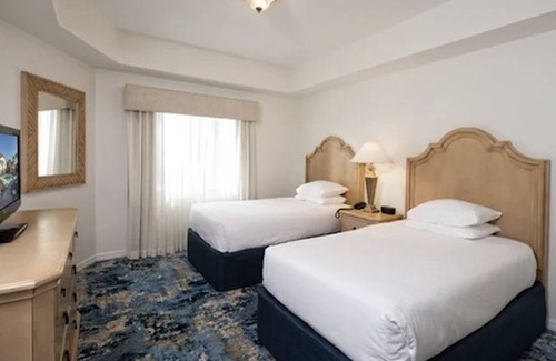 Redevelopment Area Complejo | Bellasera Resort - 5bd/4bth Double Condo Suite with Pool, Jazz Club & Restaurant