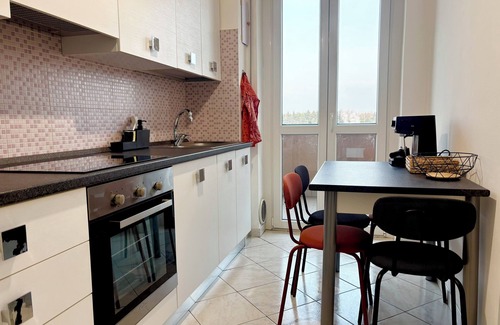 Arcore Apartamento | {Bellavista Apartment} comfortable panoramic accommodation near Monza