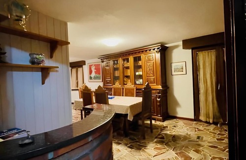 Vertova Apartamento | Bellavista apartment in Vertova with breathtaking mountain views