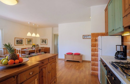Colico Piano Apartamento | Bellavista I Garden Holiday Apartment with Pool