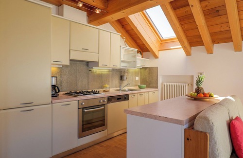 Colico Piano Apartamento | Bellavista II Holiday Apartment with Pool