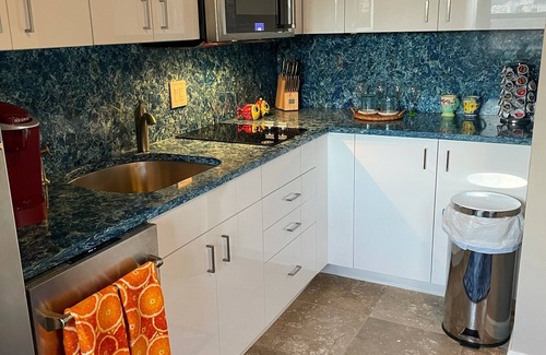 Estate Queens Quarter Villa | Bellavista Poolside Suite