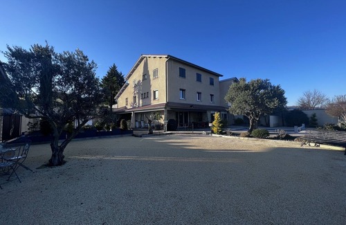 Geyssans Casa | Belle Bâtisse Avec vue Panoramique et Piscine Chauffée