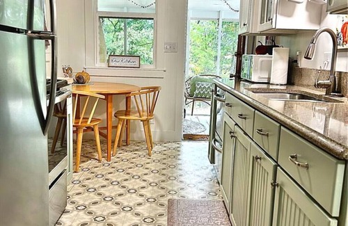 Eagle Rock Apartamento | Waterfront walk down to Table Rock Lake near roaring river & Eureka Springs