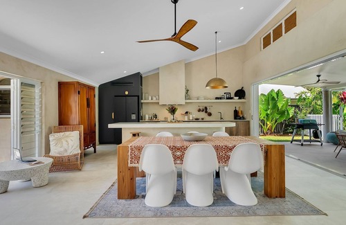 Clifton Beach Casa | Belle Escapes Casa Yule