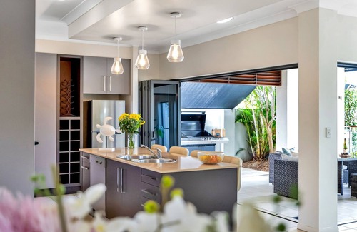 Trinity Park Casa | Belle Escapes Marina Quay