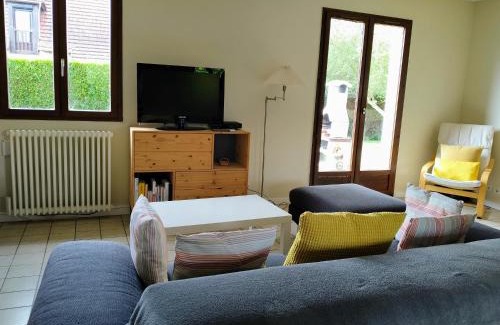 La Celle-sous-Gouzon Casa | Belle et grande maison familiale à Cabourg, 7 pers et 1 bébé, proche Hippodrome