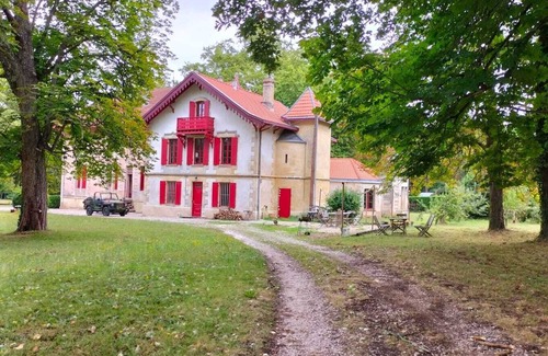 La Brede Casa | Belle Maison Ancienne Dans un Domaine Équestre