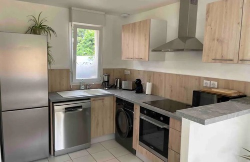 Honfleur Casa | Belle Maison Avec Jardin et Parking Privée