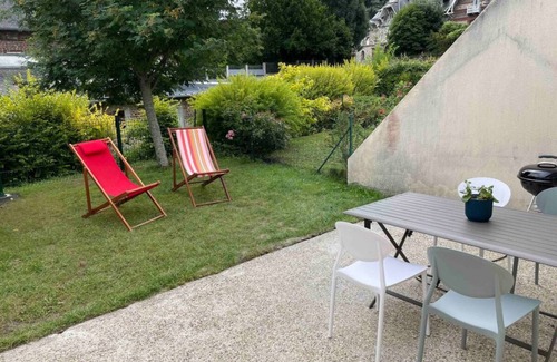 Honfleur Casa | Belle Maison Avec Jardin et Parking Privée