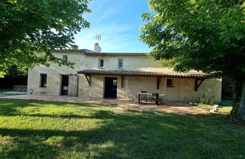 Valeyrac Casa | Belle Maison en Pierre, Proche Plages et Estuaire