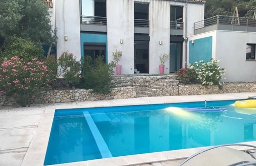 Gemenos Casa | Belle Maison EN Provence