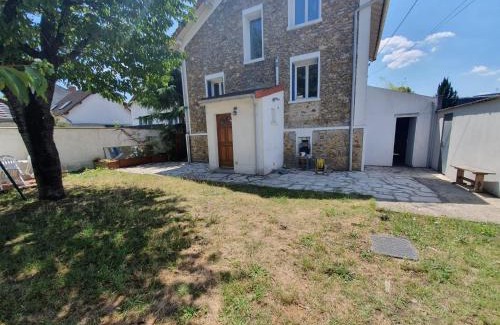 Livry-Gargan Casa | Belle maison meulière 135m2