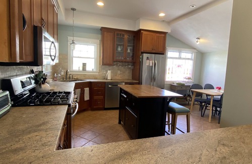 Buzzards Bay Casa | BELLE of the BEACH: 30 feet to gorgeous PRIVATE BEACHFRONT home SLEEPS up to 13