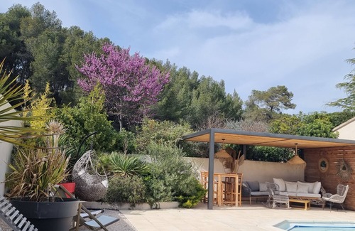 Pernes-les-Fontaines Casa | Belle Propriété Tout Confort et au Calme à 2 mn du Village au Pied de la Colline