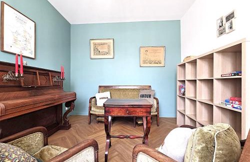 Fronton Casa | Belle Villa au cœur du frontonnais - Cœur de village - Piscine, jardin et terrasses privés - Climatisation - 8 personnes - 5 lits