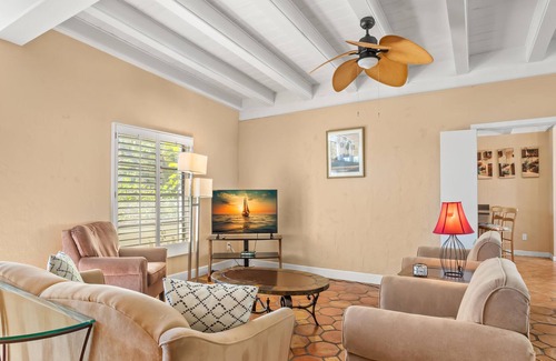 Belle Vista Casa | Belle Vista Beach House | Monthly Property + Hot Tub & Fire Pit!