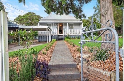 East Toowoomba Casa | Belle Vue Cottage - East Toowoomba