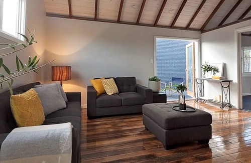 Bellerive Casa | Bellerive Bluff Coach House