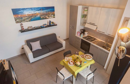 Trani Casa | Belleville Holiday Home - a tiro de piedra de la Catedral