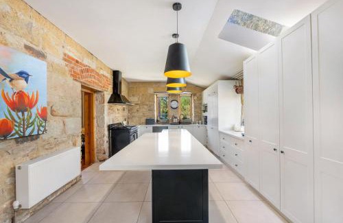 Richmond Casa | Bellevue House, Historic Luxury