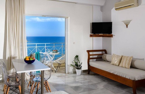 Agios Nikolaos Casa | Bellevue Suites Apartment 1 with Sea View